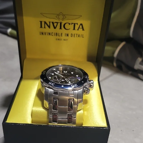 Invicta Silver and Blue Watch - Picture 1 of 4